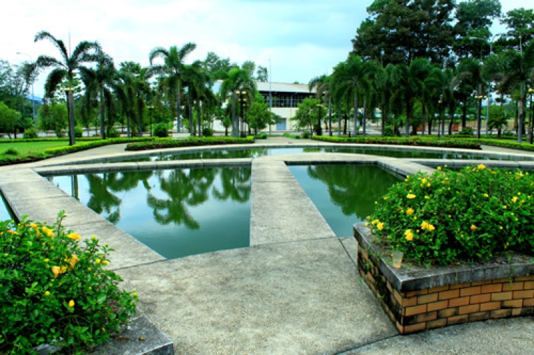 đài phun nước dhkhtn