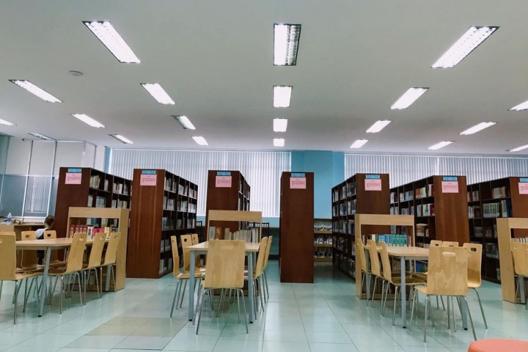 Không gian thư viện Đại học HUFLIT