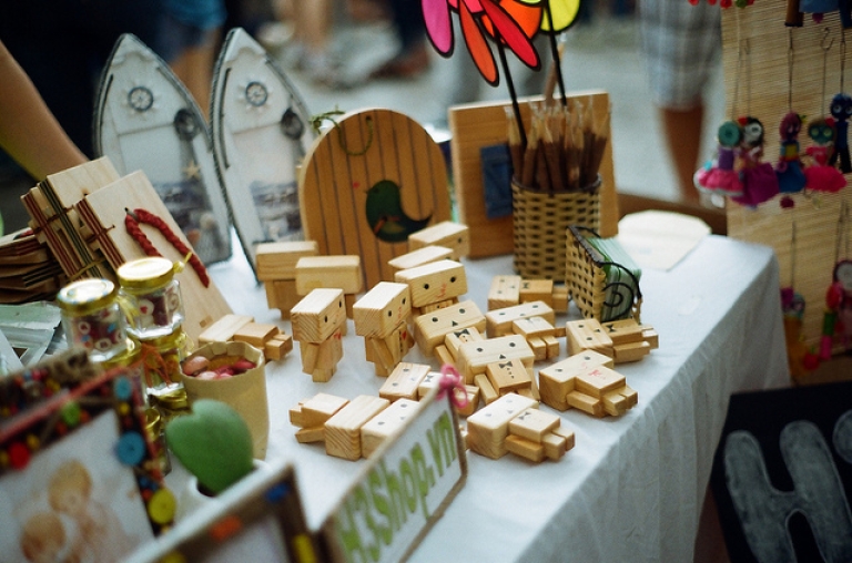saigon flea market