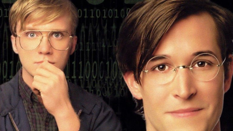Bộ phim theo lối tài liệu mở ra cái nhìn thú vị về việc hình thành những đế chế công nghệ khổng lồ của Bill Gates và Steven Jobs