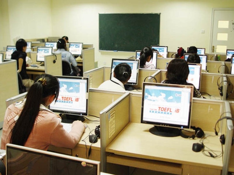 ngoại ngữ úc châu