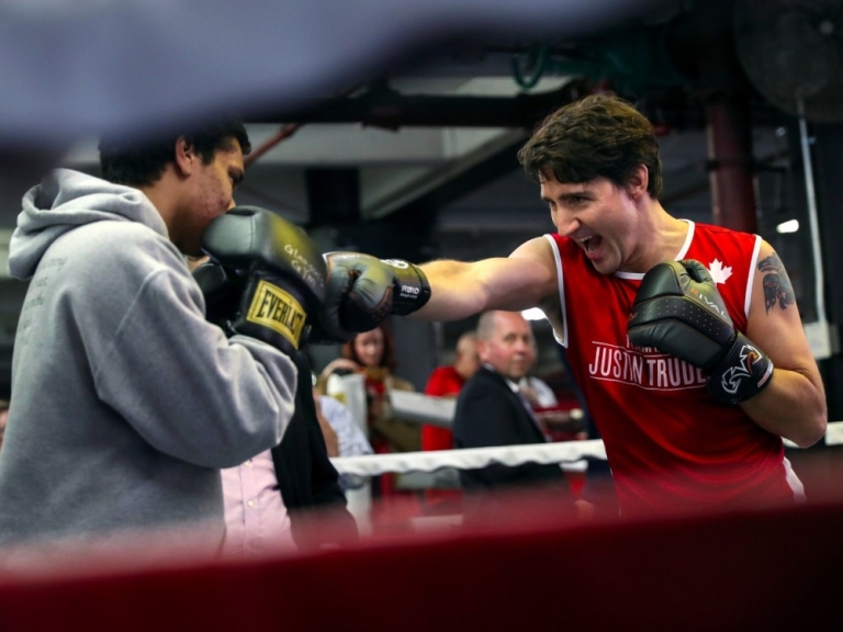 Nhiều người ao ước được chứng kiến một trận quyền anh kinh điển tại Canada