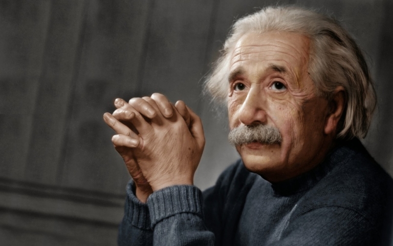 Albert Einstein được tạp chí Times vinh danh là Nhân vật của thế kỷ XX