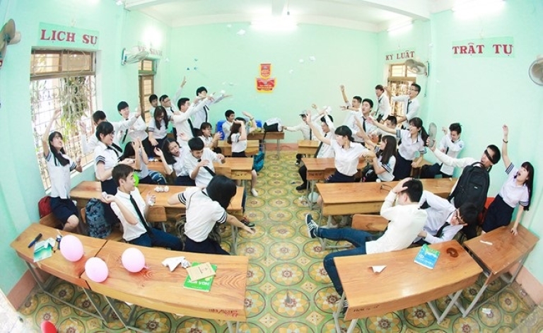 nhat quy nhi ma, hoc tro tinh nghich
