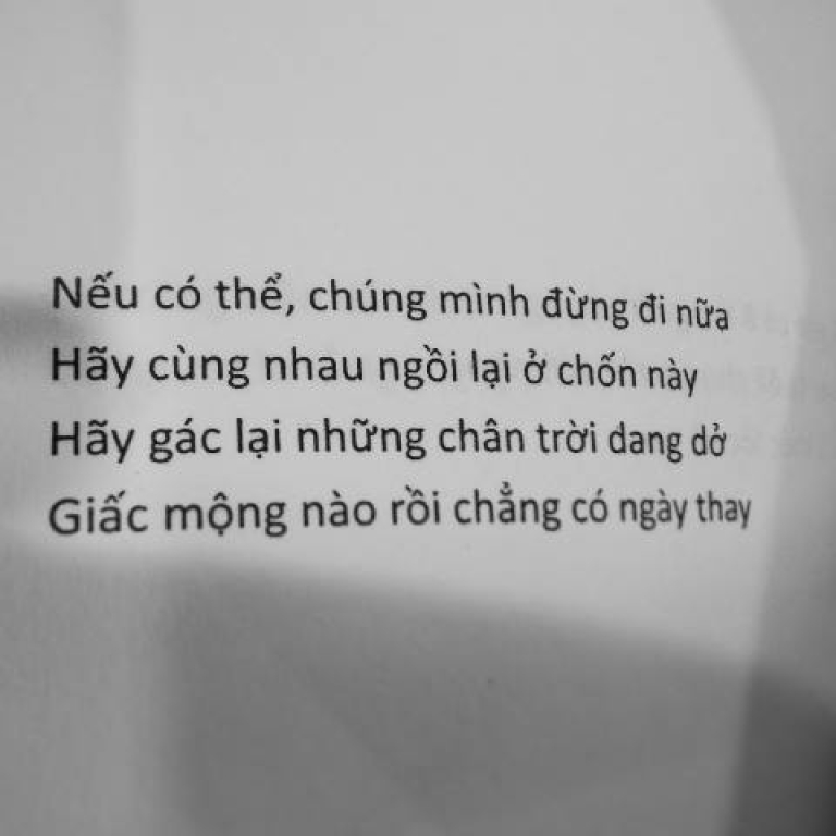 1. Lạ lùng sao, đớn đau này