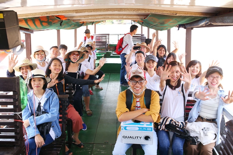 Ngoài ra, trung tâm còn có những hoạt động ngoại khóa thú vị cho học viên