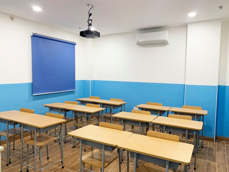 Phòng học khang trang hiện đại tại EUC