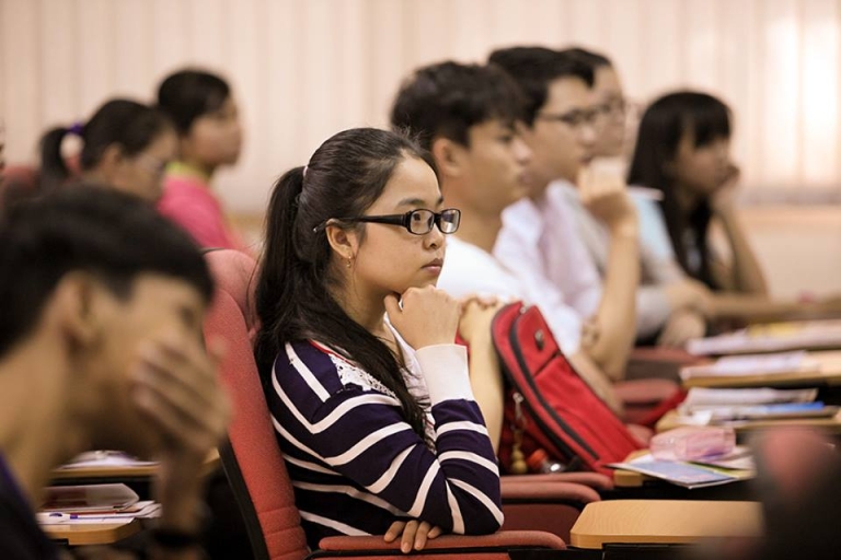 học cùng gia sư là một trong những cách học hiệu quả