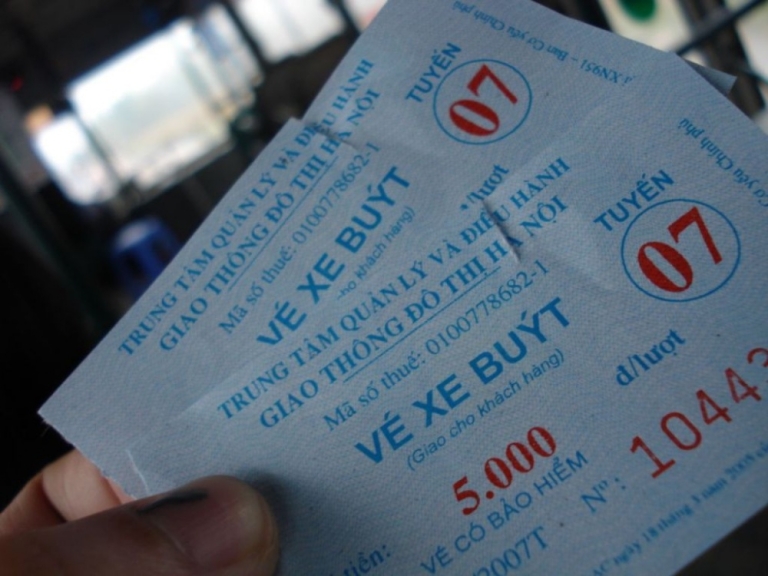 Có nhiều trường hợp dùng giấy chứng nhận sinh viên mà vẫn phải mua vé xe bus thường