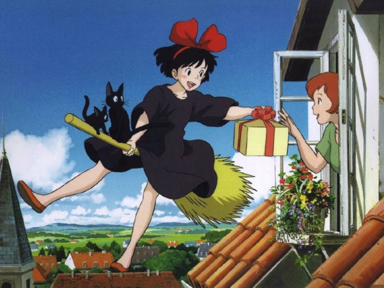 Kiki của Kiki’s delivery service là một cô phù thủy nhỏ vô cùng tốt bụng và đáng yêu