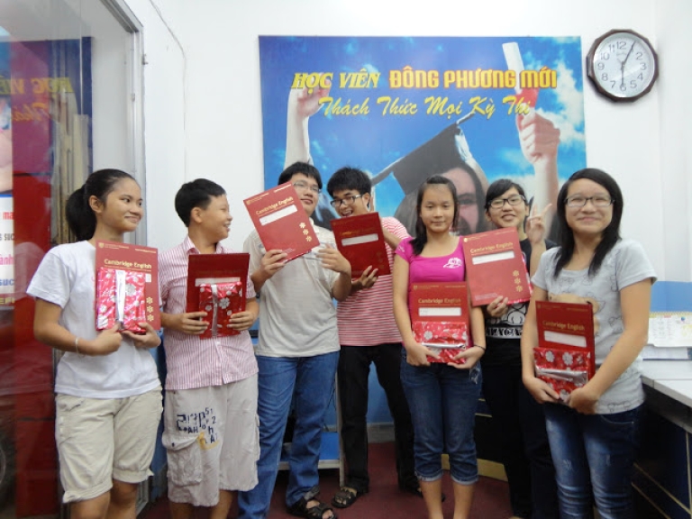 anh van thieu nien trung tam anh ngu dong phuong moi