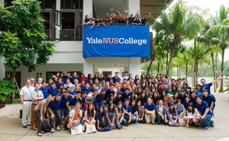 học viên trường đại học yale
