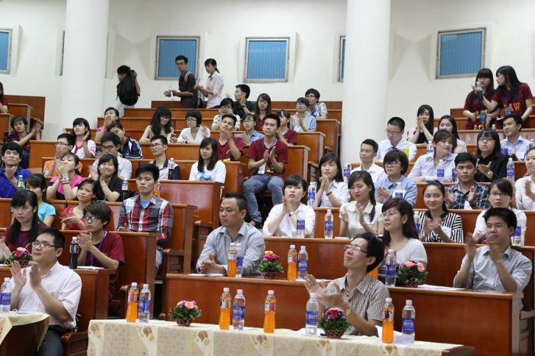 khoa luật