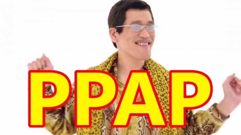 PPAP - lời nhạc bá đạo cùng với vũ điệu đơn giản đã khiến cho bài hát trở thành hiện tượng vào cuối năm 2016 và đ