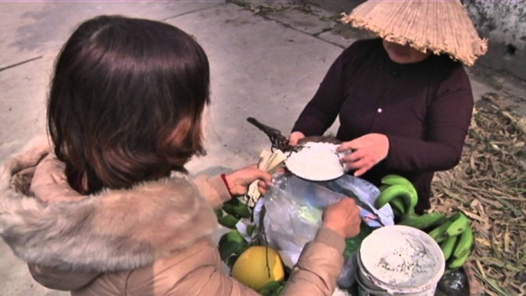 Ý nghĩa Đầu năm mua muối, cuối năm mua vôi
