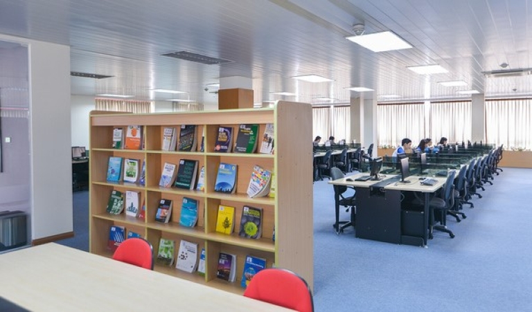 Điều gì khiến Thăng Long là đại học đẹp nhất Hà Nội?