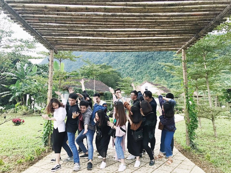 Ảnh du xuân trên trang cá nhân của bạn Elsie Young