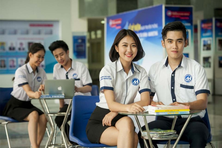 Tuyển sinh đại học trường Tài chính Marketing năm 2019