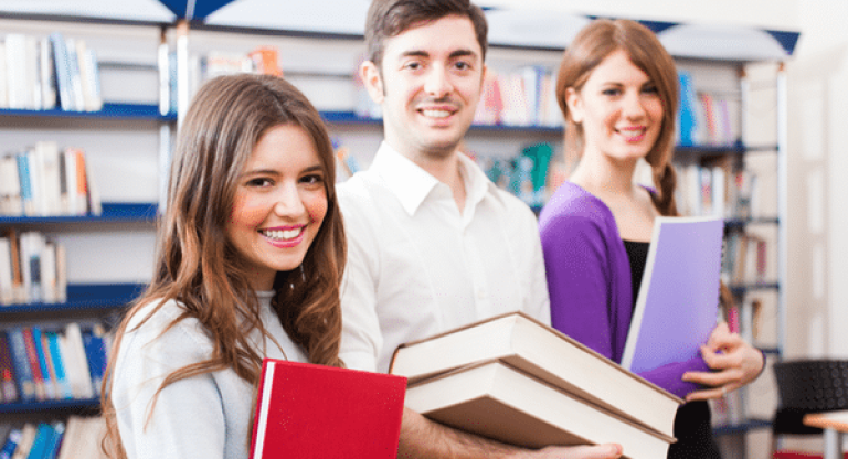 Cùng luyện IELTS thôi nào! (Nguồn: charlesandrew2000)