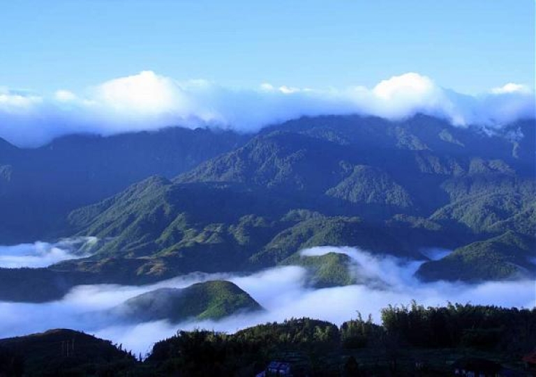 Top 10 ngọn núi “khủng” nhất Việt Nam