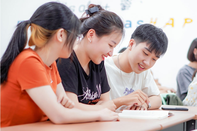 Luyện thi IELTS có khó không? (Nguồn: SOF)