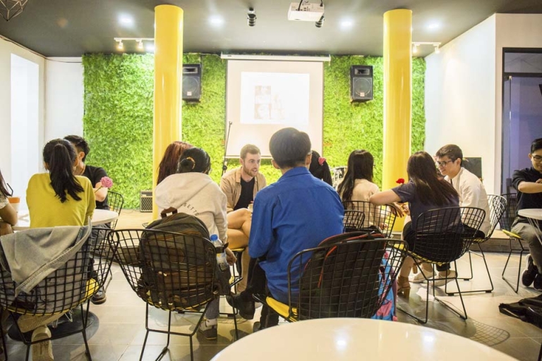 Mức học phí học tiếng Anh giao tiếp HCM