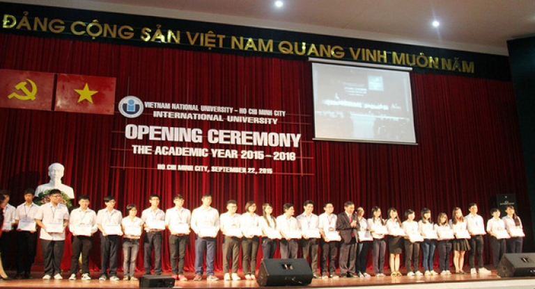 Trường Đại học Quốc tế trao 140 suất học bổng cho tân sinh viên với tổng trị giá hơn 15 tỷ đồng (Nguồn: ĐHQT)