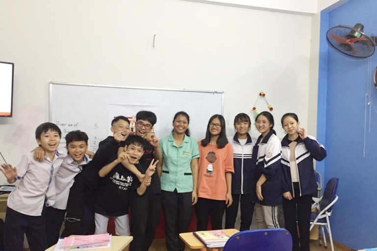 Giáo viên và các bạn nhỏ Joy School (Nguồn: Anh ngữ Joy School)