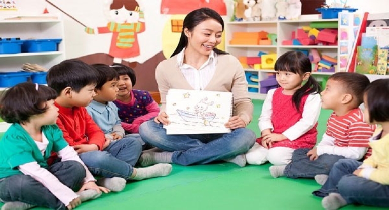 “5 đến 7 tuổi là độ tuổi rất phù hợp để học tiếng Anh” (Nguồn: Smart Kids Center)