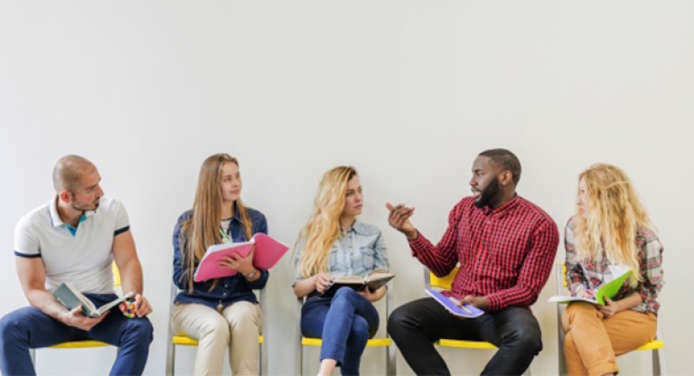  Ngừng sợ mắc lỗi để tự tin giao tiếp tiếng Anh (Nguồn: Freepik)