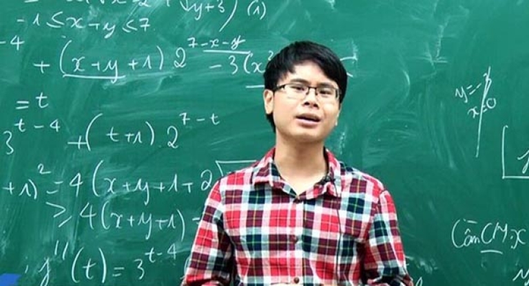 Hình ảnh thủ khoa Ngô Vương Minh (Nguồn: baomoi)