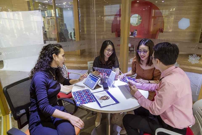 Thiên đường luyện IELTS - Wall Street English