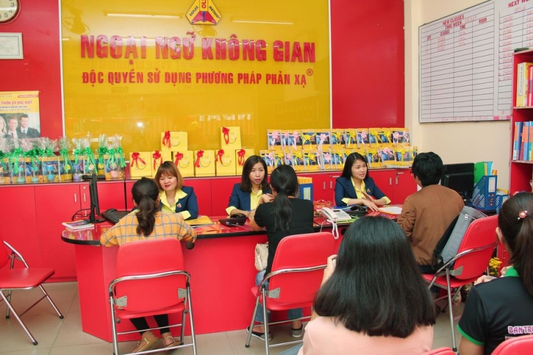 Ngoại ngữ Không gian chưa đầu tư mạnh vào cơ sở vật chất