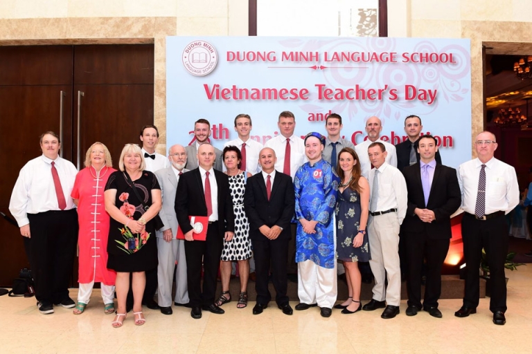 Ngoại ngữ Dương Minh chú trọng đội ngũ giáo viên và giáo trình giảng dạy cho khóa luyện thi TOEIC (Nguồn: Ngoại ngữ Dương Minh)