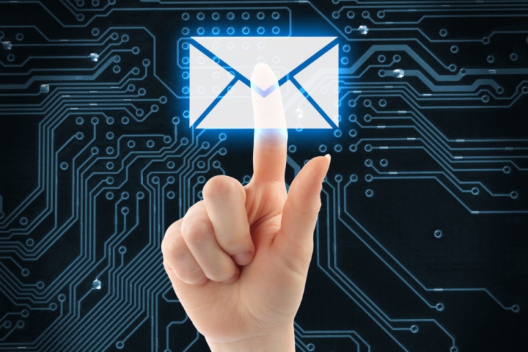 Một email thương mại cần tuân theo một format chuẩn