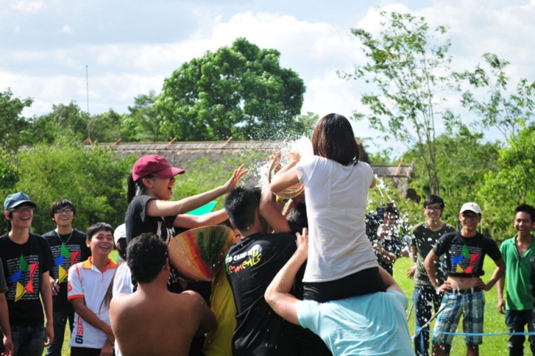 Không khí sinh hoạt của OISP Camp