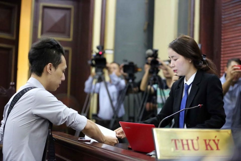 Phó trưởng Bộ môn Lưu trữ học & QTVP đảm nhiệm khóa học (Nguồn: Luattoanquoc)