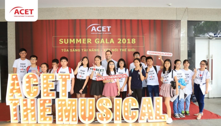Cùng xem học viên nhận xét về ACET như thế nào! (Nguồn: ACET)