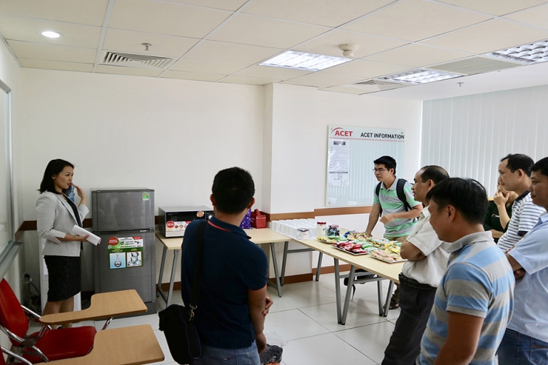 Học phí chi tiết các khóa học tại ACET (Nguồn: kenh14)