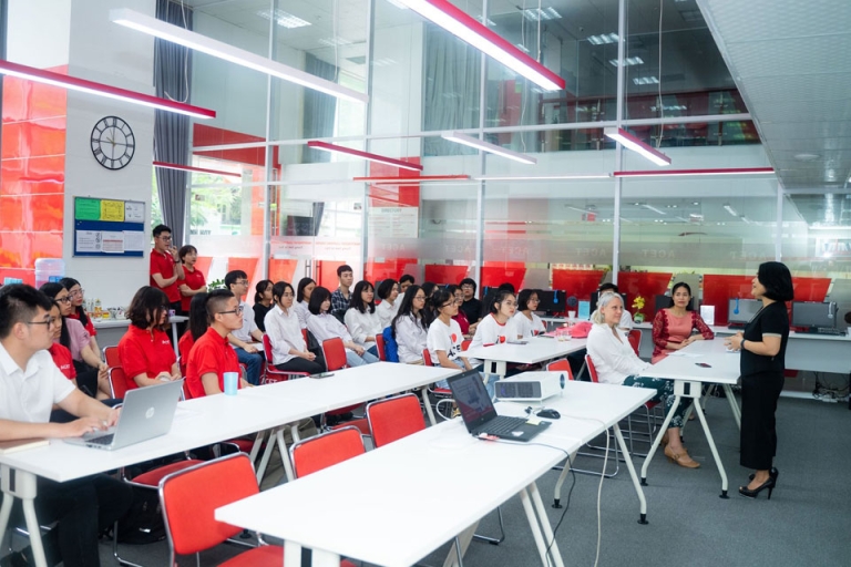 trung tâm anh ngữ ACET, hinh minh họa