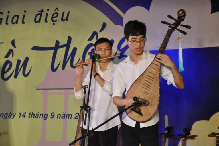 Đêm nhạc Giai điệu truyền thống của Bộ môn Nhạc cụ dân tộc Đại học FPT