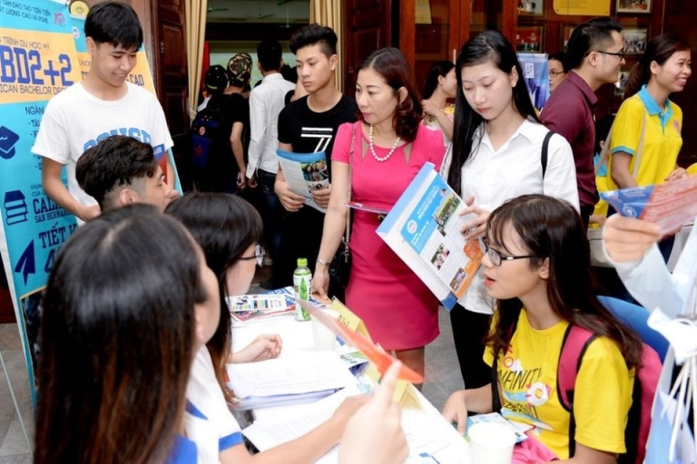 Ngày hội tư vấn tuyển sinh tại Đại học Trà Vinh
