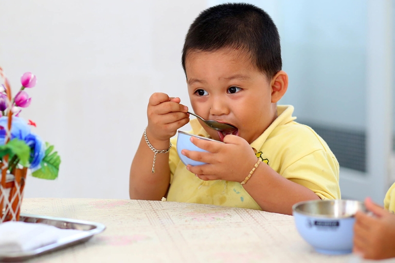 các nhóm kỹ năng sống cho trẻ mầm non