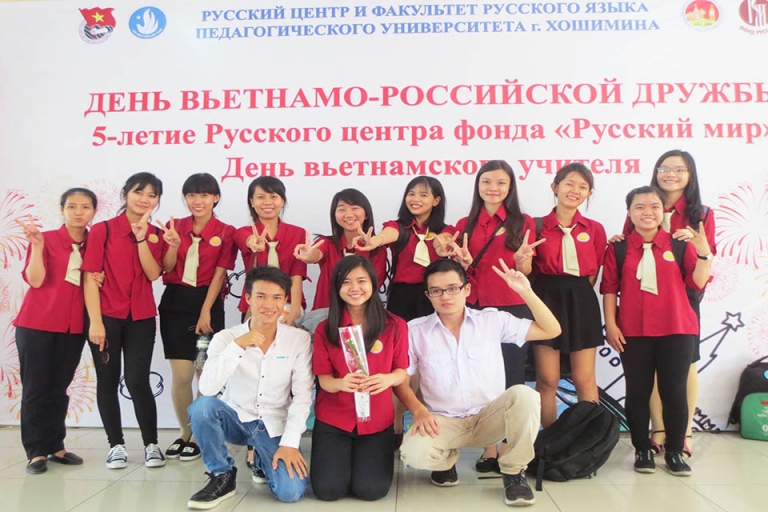 Tập thể sinh viên lớp CNB khóa 40 Khoa Nga (Nguồn: CNNB)