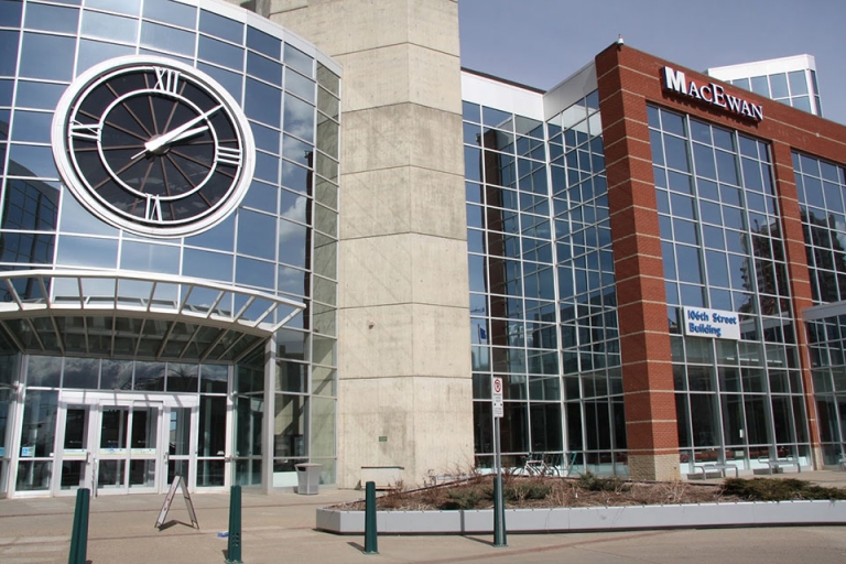 Các trường đại học ở Alberta Canada