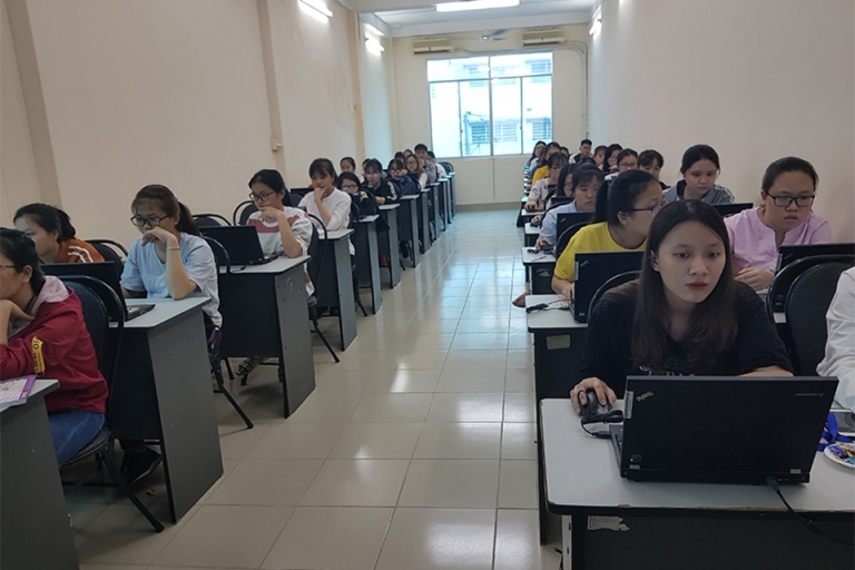 trung tâm đào tạo nghiệp vụ chứng khoán