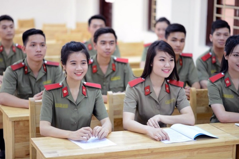 Công an và quân đội đều cần lắm những thông tin về thời tiết (Nguồn: phapluatdansinh)