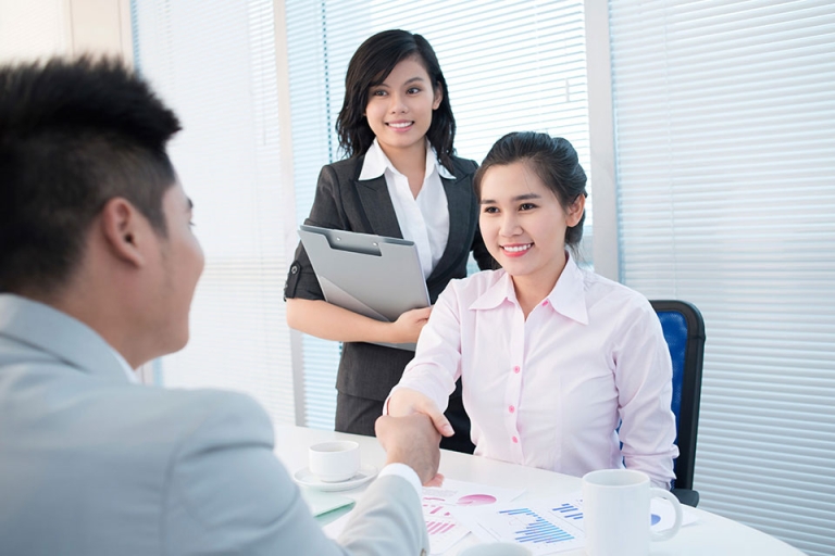 Ngoại hình là một trong những yếu tố khiến nhà tuyển dụng chú ý đến bạn
