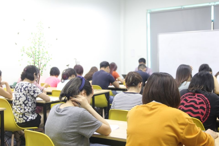 Lớp học luyện thi GMAT tại ILIAT thu hút đông đảo học viên