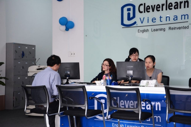 Đến với trung tâm, bạn sẽ được trải nghiệm kỳ thi thử do ETS khảo thí (Nguồn: cleverlearnvietnam)